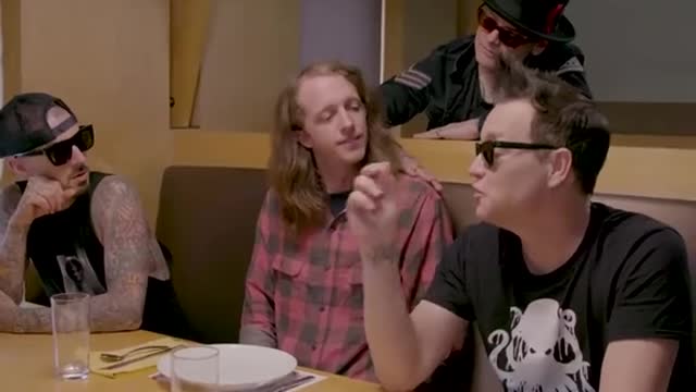 Linkin Park help a couple navigate their first date