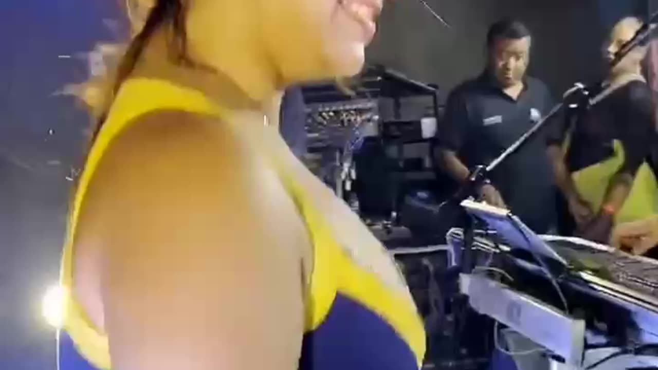 Quem mais estigoe em ?