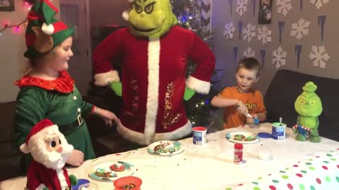 Grinch Cookie Art Challenge 2021