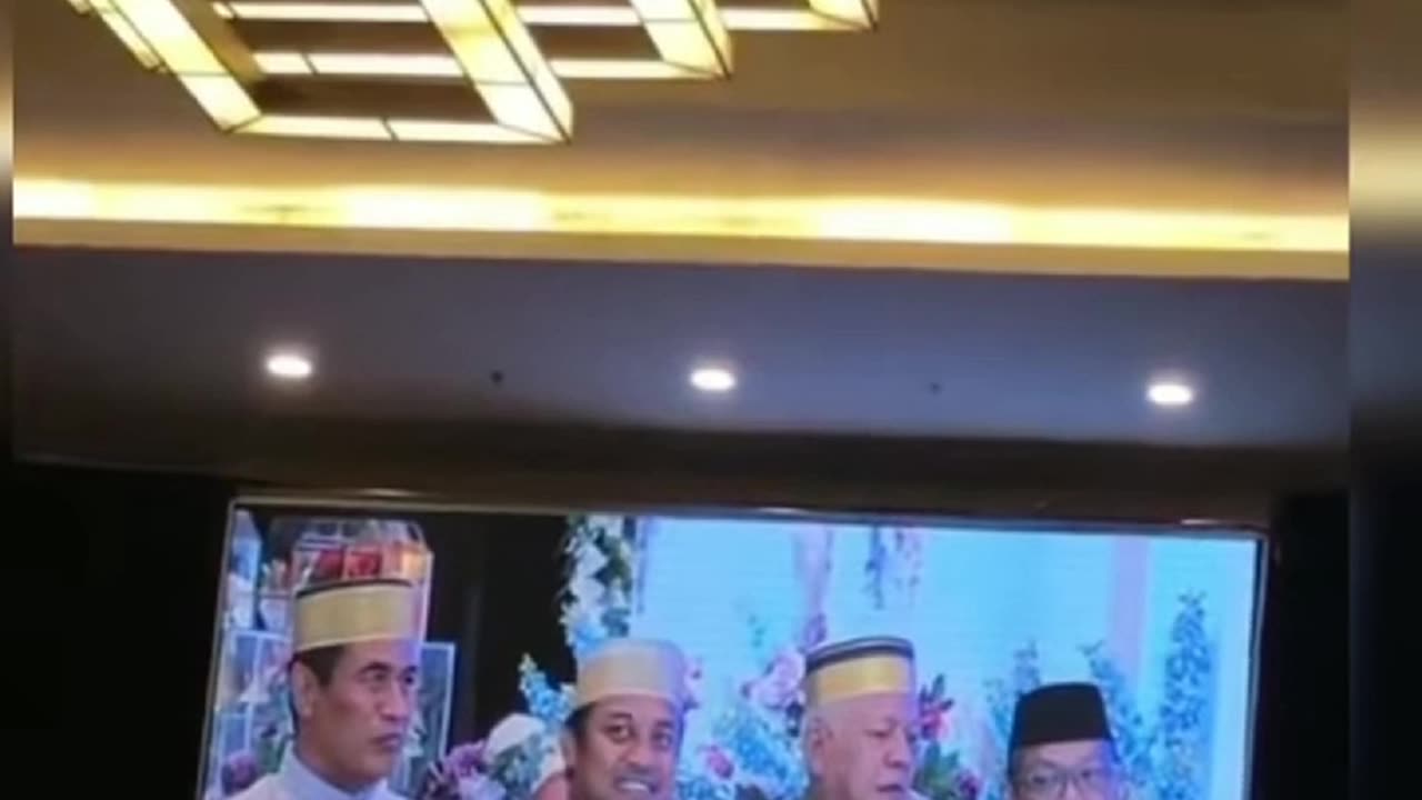 Pernikahan Super Mewah dan Dahsyat