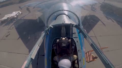 Incredible Footage from the Pilots of Ukrainian SU27s(?)