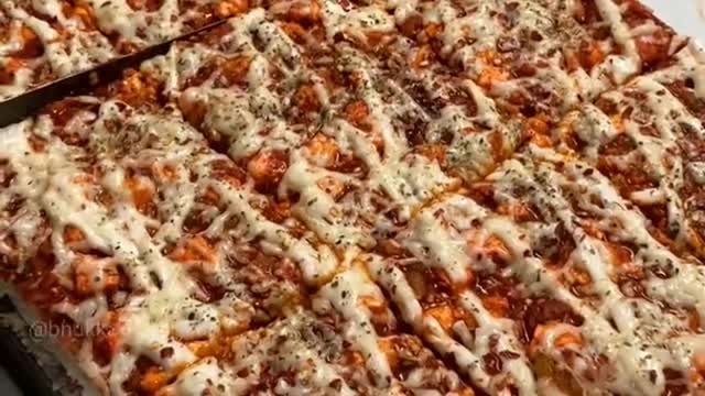 Bakery Style Pizza | Indian Street Food