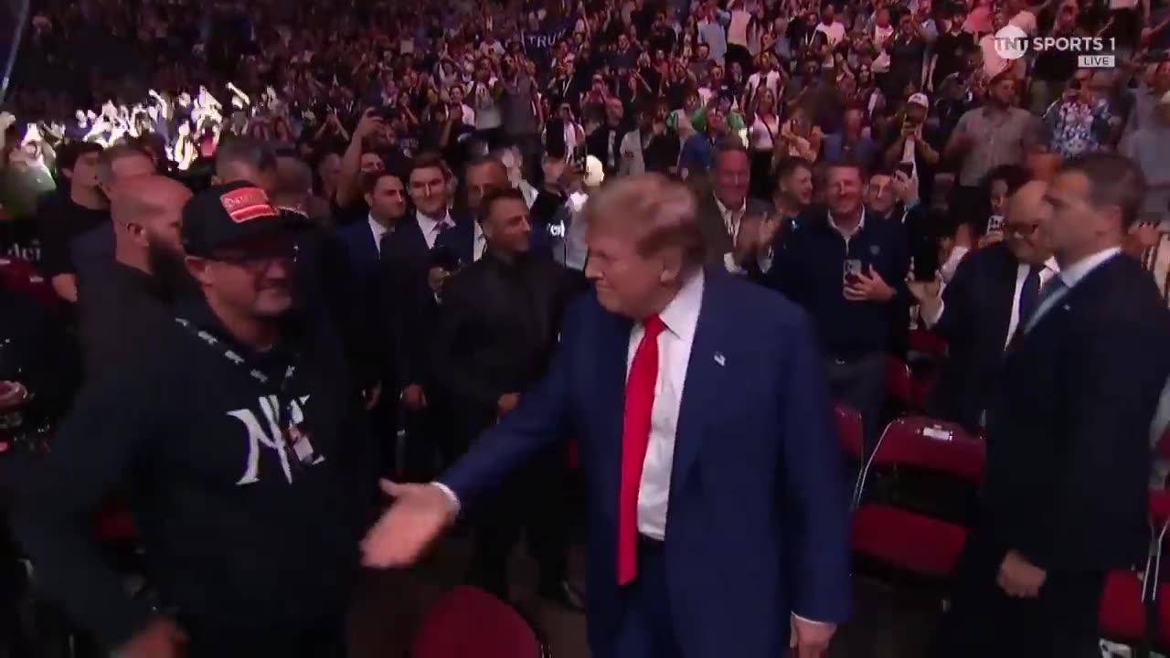 Watch Joe Rogan’s Reaction When Trump Goes Over to Shake His Hand at UFC Event