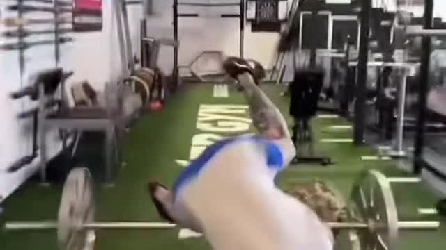 The Mountain Shows How to Shock Your muscles in Order to Grow🤣