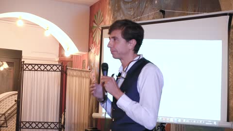CONFERENCIA "LAS OTRAS CLAVES DE LA PANDEMIA"