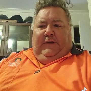 Aussie Man Fights Vaccine Mandate