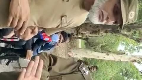 پولنگ اسٹیشن میں ایسا کیا ہو رہا جو ادارے بھی اس کو چھپانے میں مصروف ہیں* ۔