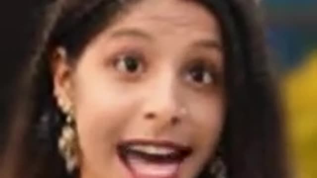 Funny girl lipsing
