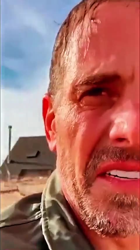 🎵Hunter's in the basement with a silver spoon... Ukrainian bribes are going to be there soon...🎵