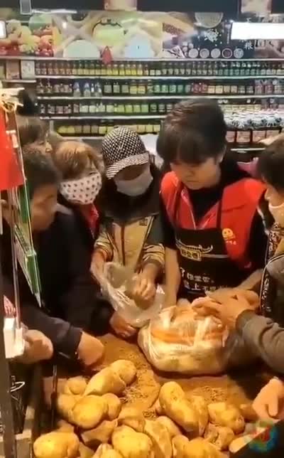 China: de abrí 2021 Cuando las papas salen a la venta en China