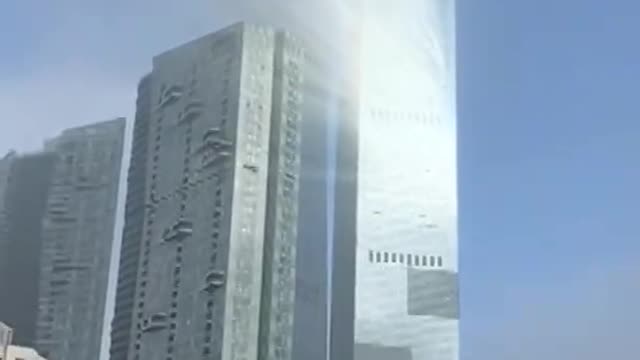 The 'Tyndall Effect,' a Rare Phenomenon, Occurs on China Skyscraper #Shorts