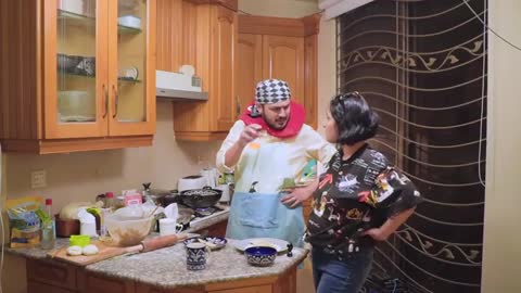 Chicken Dumplings / Hunza Momos without Steamer but MAXIMUM Entertainment | Cooking Chaos