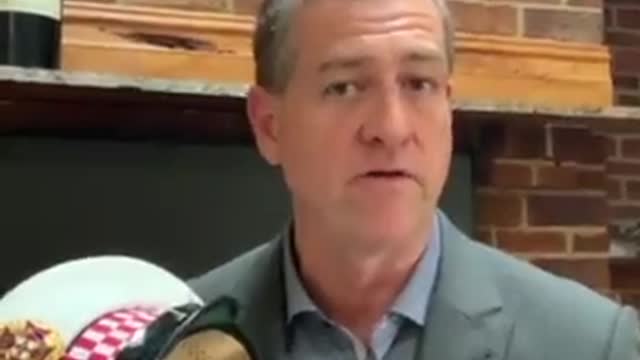 Aussie Paramedic suspended for speaking out