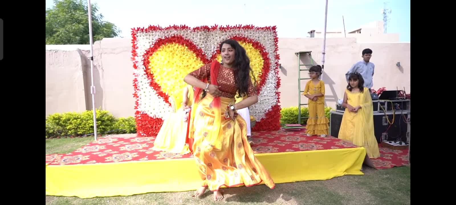 Sister's wedding dance/haldi dance/ chatak matak