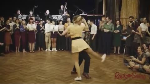 SMOOTH TALKIN SWING