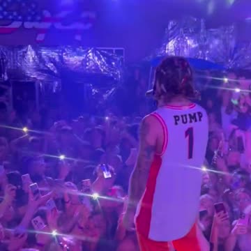 Rapper Lil Pump Starts Epic Chant At Concert: "We Want Trump"