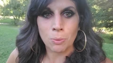 Amanda Grace Talks..knowing your enemy and why deep roots are crucial for good fruit!