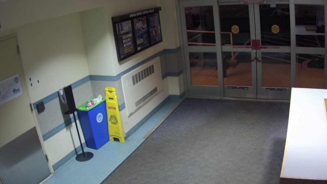 1662HQOB01WestDoor_2021-01-06_00h00min00s947ms.mp4