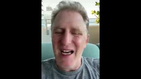 Idiot lib actor, Michael Rapaport, finally realizes the government kind of sucks.