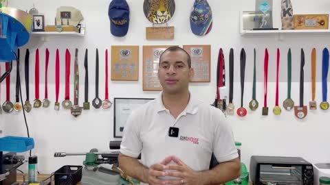 30 Cursos Guns House