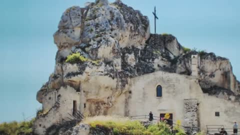 2018.08.07-Eliseo.Bonanno-I SASSI... GIGANTI DI MATERA. STRANE FACCE... PIETRIFICATE