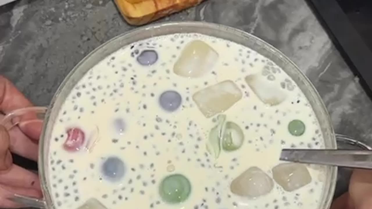 Cold Jelly Shatters Bowl