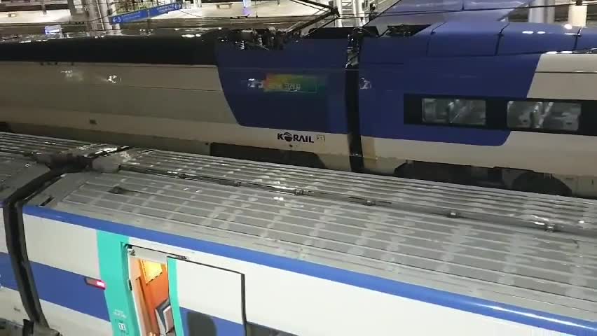 Korea's ktx train