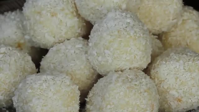 White Chocolate and Coconut Truffles