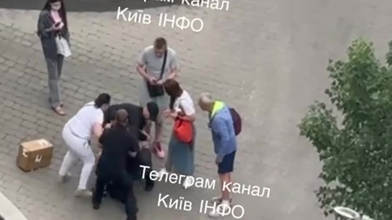 The Ukrainian regime in Kyiv abducts yet another man, a woman fights for his life.