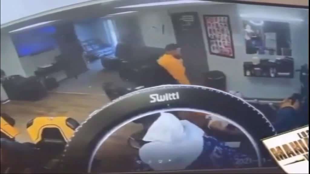 Undercover cop shots and kills armed killer thug