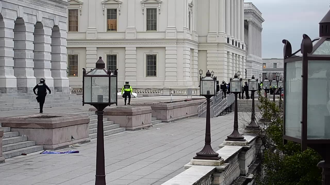 0927USCG00UpperTerraceNW_2021-01-06_16h45min43s010ms.mp4