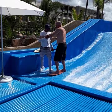 Old Guy tries Surfing for First Time and it Ends Badly