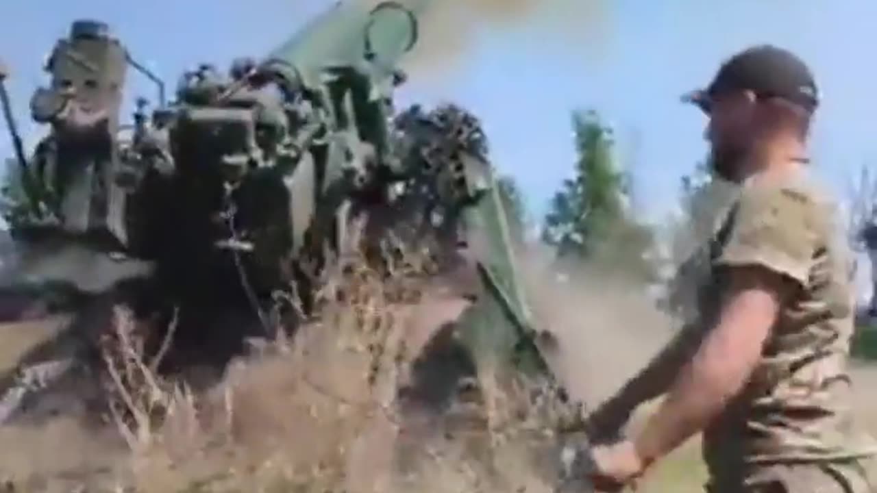 🔥 Ukraine Russia War | 2S7 Pion 203mm SPH Fires at Russian Positions | RCF