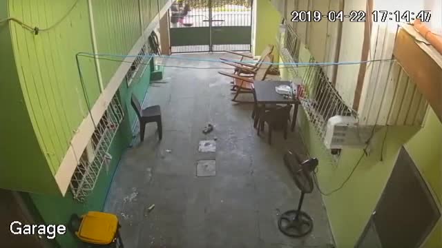 6.1 EARTHQUAKE IN THE PHILIPPINES CAUGHT ON CAMERA GOES VIRAL