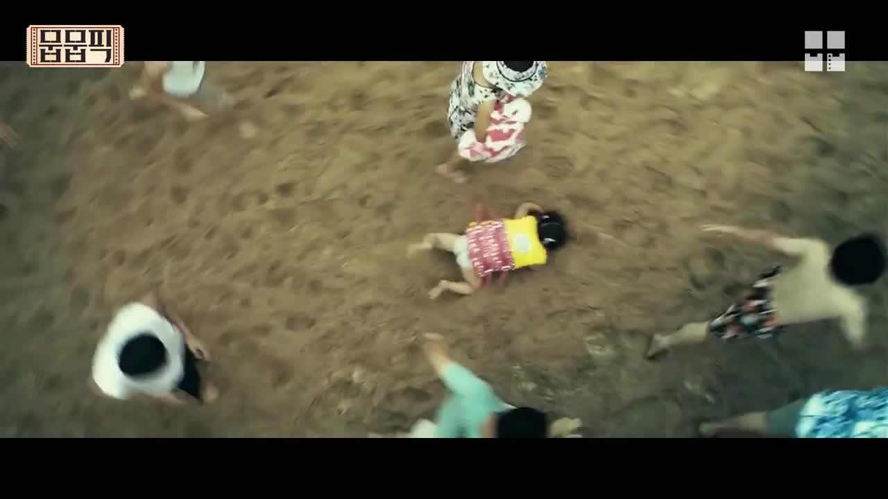 ×[ENGsub] A tsunami hit Busan | 해운대 (Haeundae) #뭅뭅픽