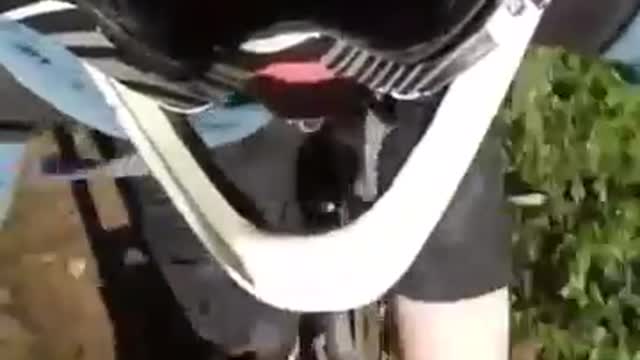 Mtb crash :) (one hander fail)