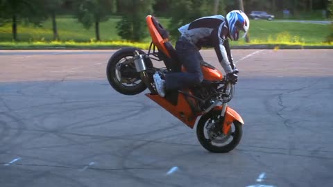 Most watch Bike Racing Stunt