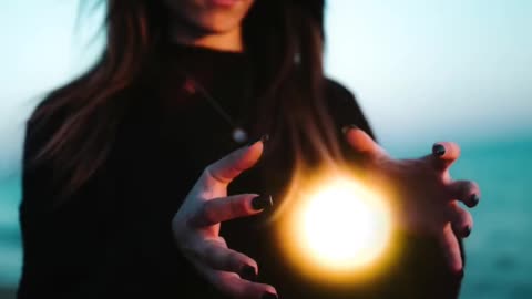 Creative Sunset Photography Holding the sun #sunset #photoshoot #sun