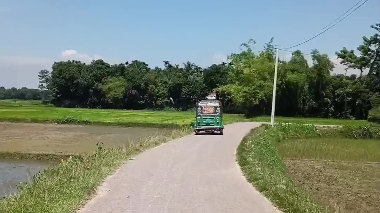 মনে হলো রকেট যাইতেছে 😯