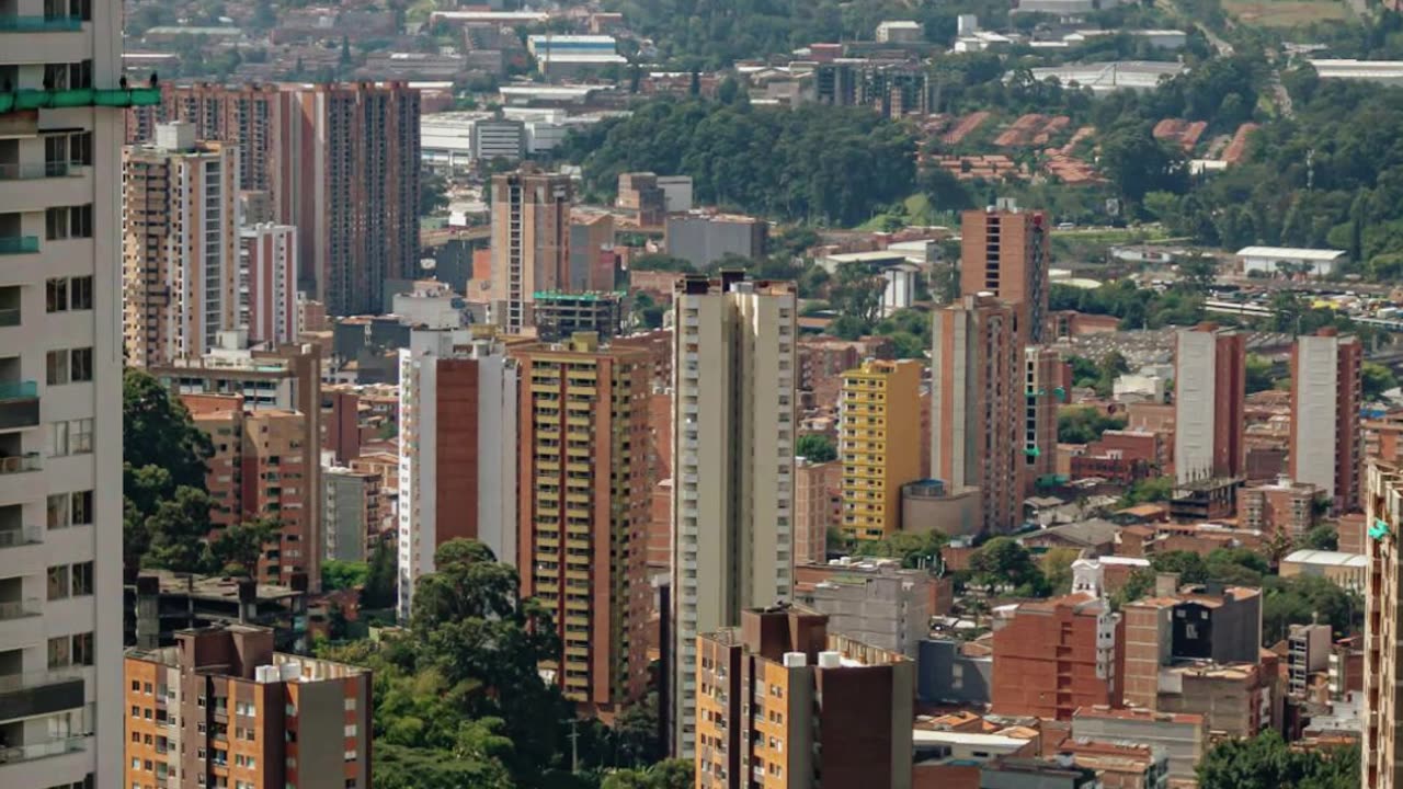 Watch this before visiting Medellin, Colombia
