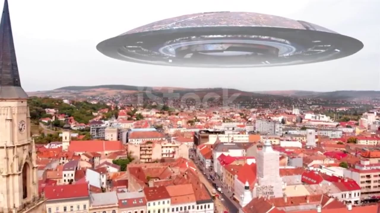 Alien ufo flying Saucers over Large City in Europe,