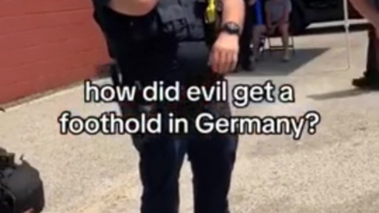 So redet man mit Braunhemden!🙈🐑🐑🐑 COV ID1984