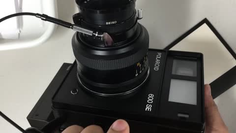 Shooting Integral film with Polaroid 600SE