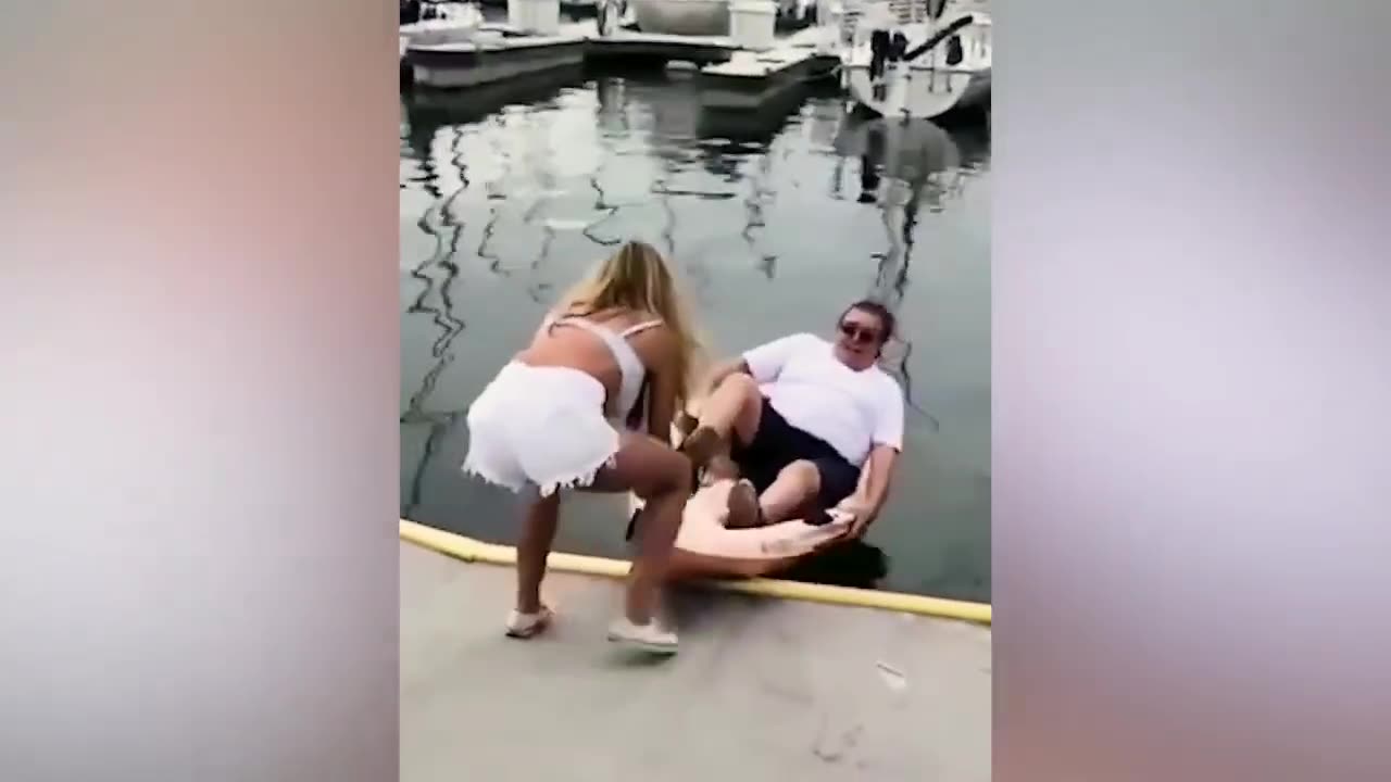 Try not to laugh, funny video