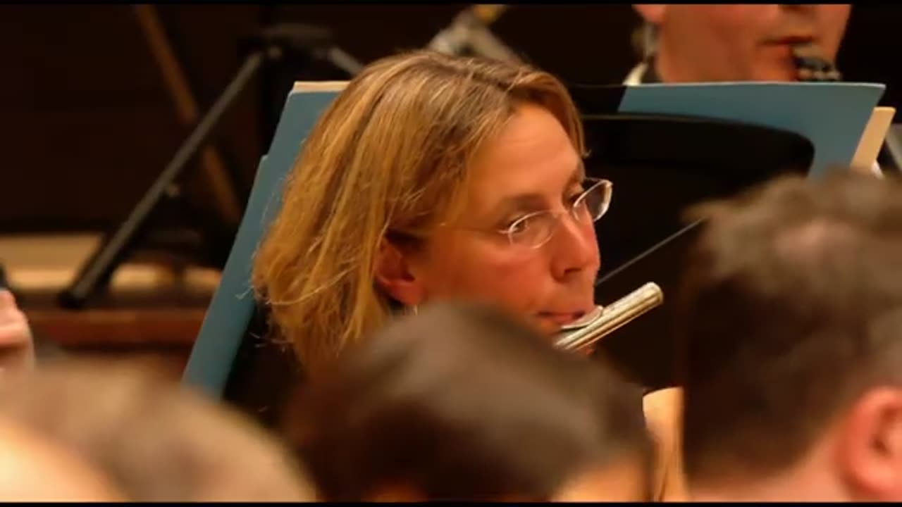 James Bond Medley - BBC Proms 2011 Last Night Celebrations in Scotland - AI enhanced HD