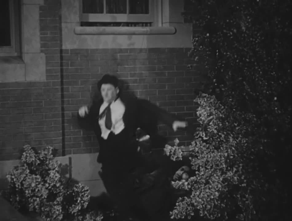 L&H.Scram.(1932.480p.BluRay)