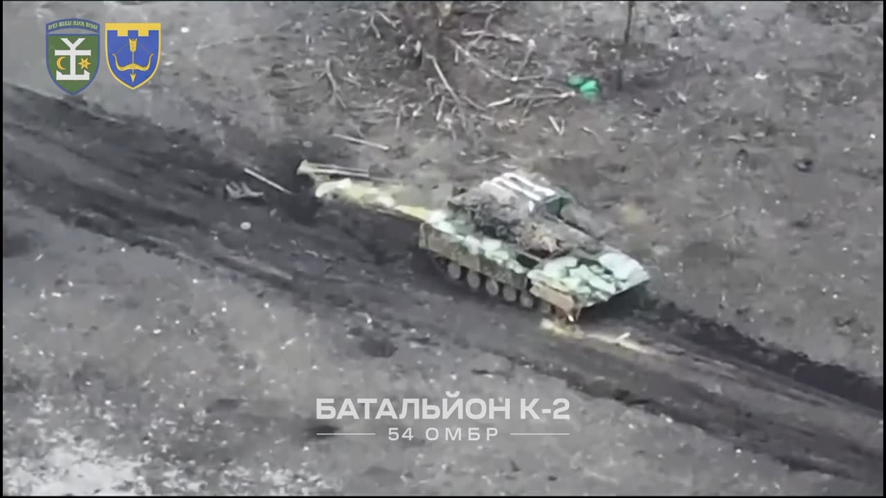 Ukrainian K2 Group Destroys Several Russian APCs