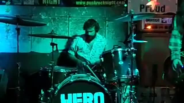 Hero Jr. "No Control"