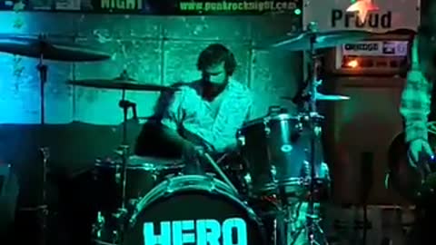 Hero Jr. "No Control"