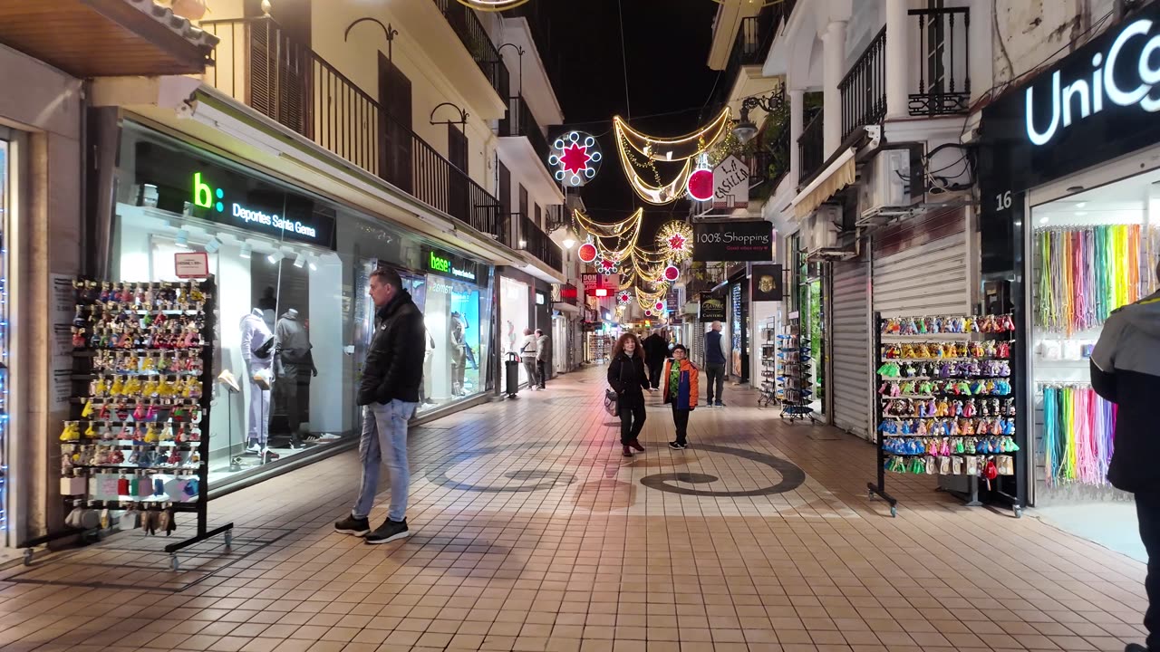 Torremolinos in Winter 🌟 Festive Vibes on Costa del Sol | Spain Christmas & New Year [4K]